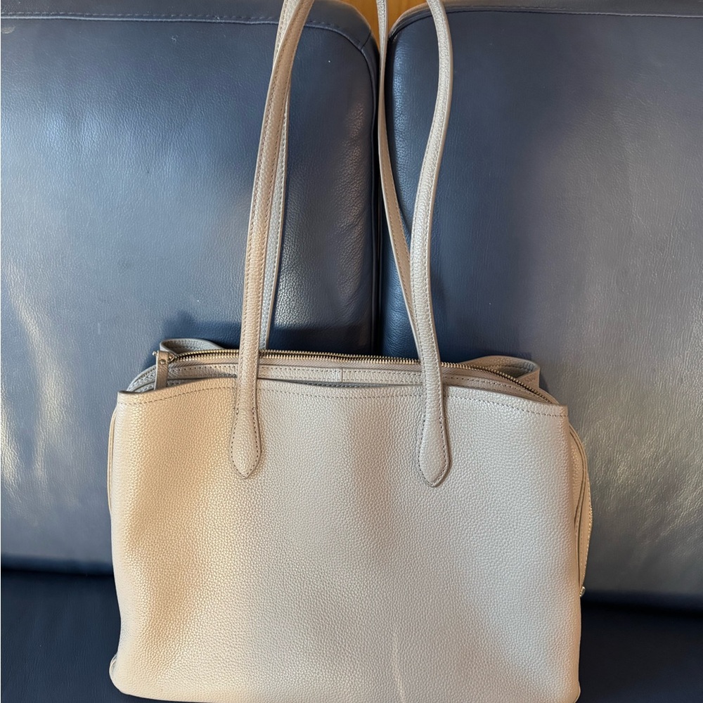 Quince Elegant Cream Leather Tote Bag